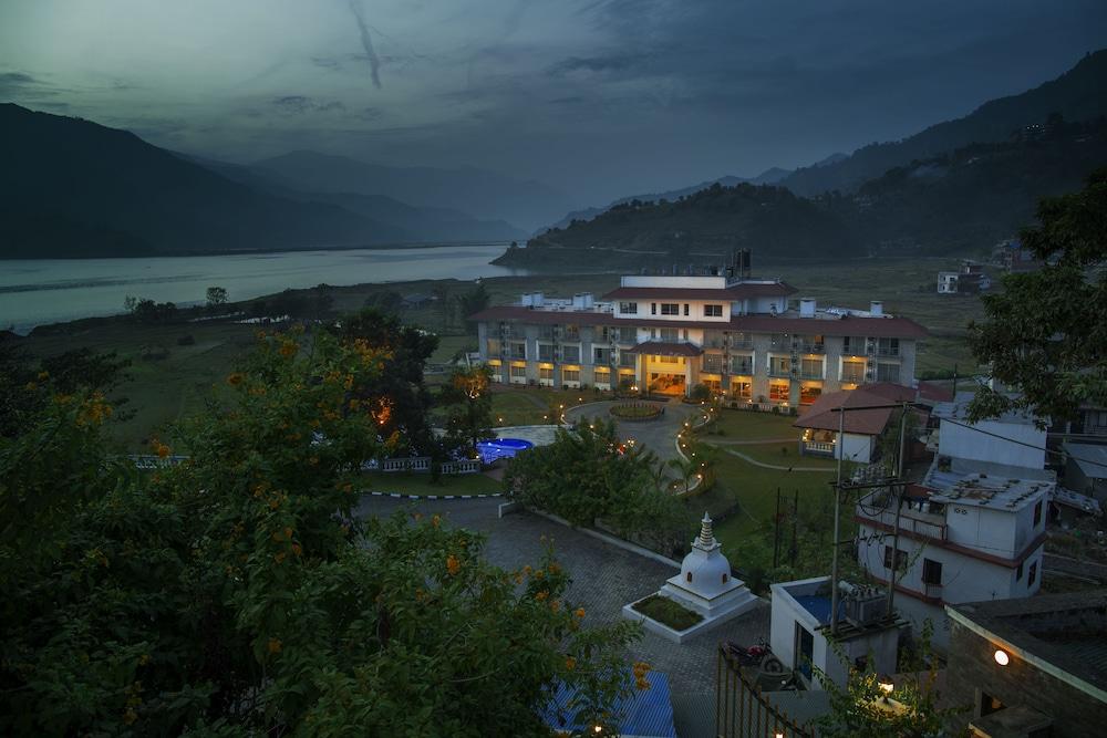 Waterfront Resort By Kgh Group Pokhara Exterior foto